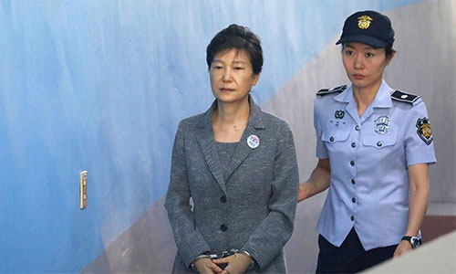 Expresidenta de Corea del Sur, sentenciada a 24 años de prisión Expresidenta de Corea del Sur, sentenciada a 24 años de prisión